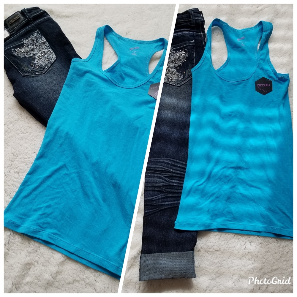 Capri Short Set - Picture 2 of 4